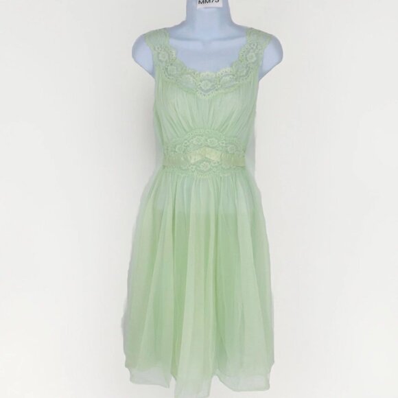 Vintage Vanity Fair Night Gown Fairy Ren Faire Peignoir Sheer Pistachio Green 30 - Picture 1 of 13